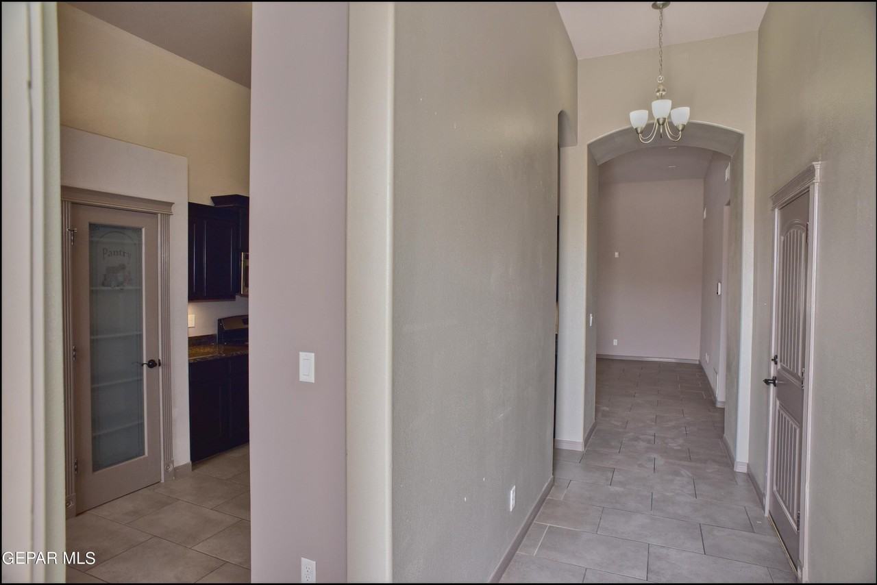 14373 High Rock Dr - Photo 6 of 47