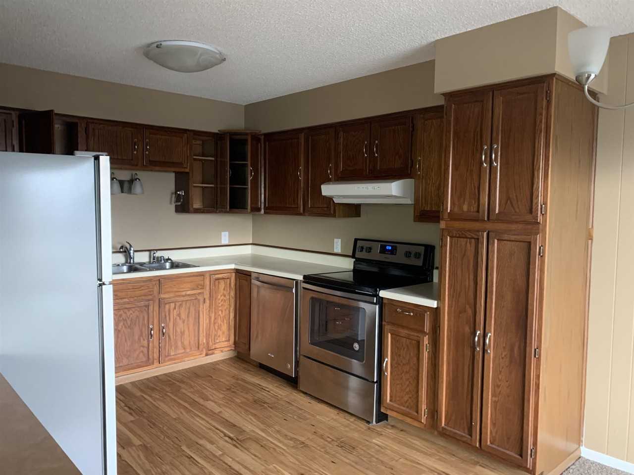 1050 Turner St #104 - Photo 4 of 20