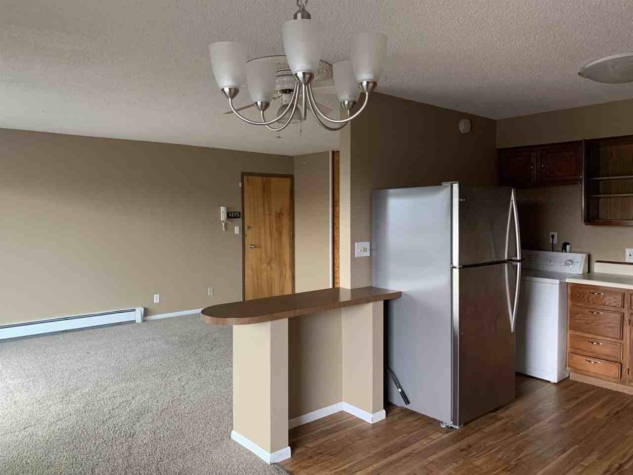1050 Turner St #104 - Photo 6 of 20