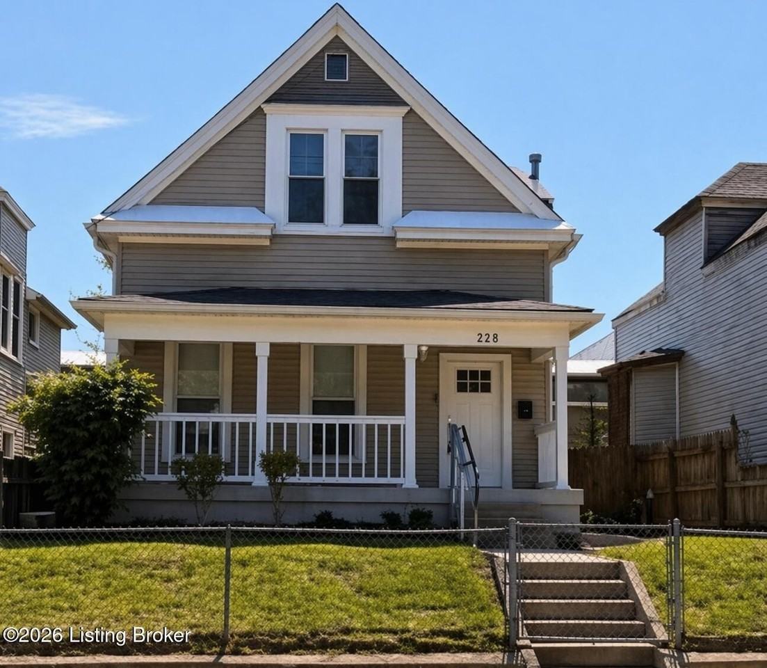 228 E Burnett Ave - Photo 2 of 25