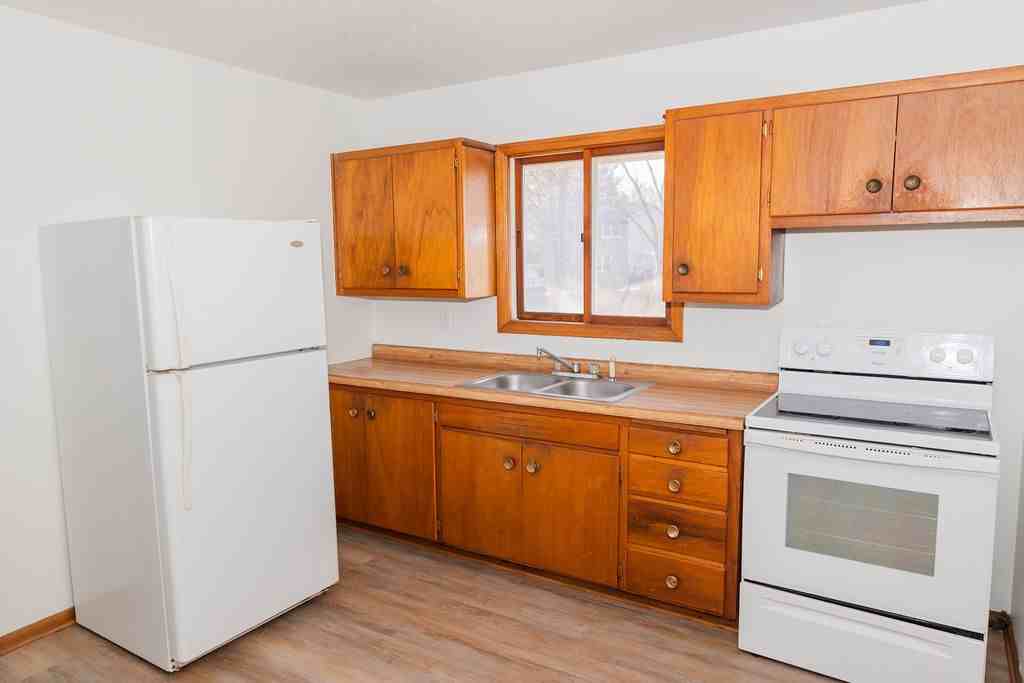 419 E Watrous Ave #NA - Photo 7 of 25