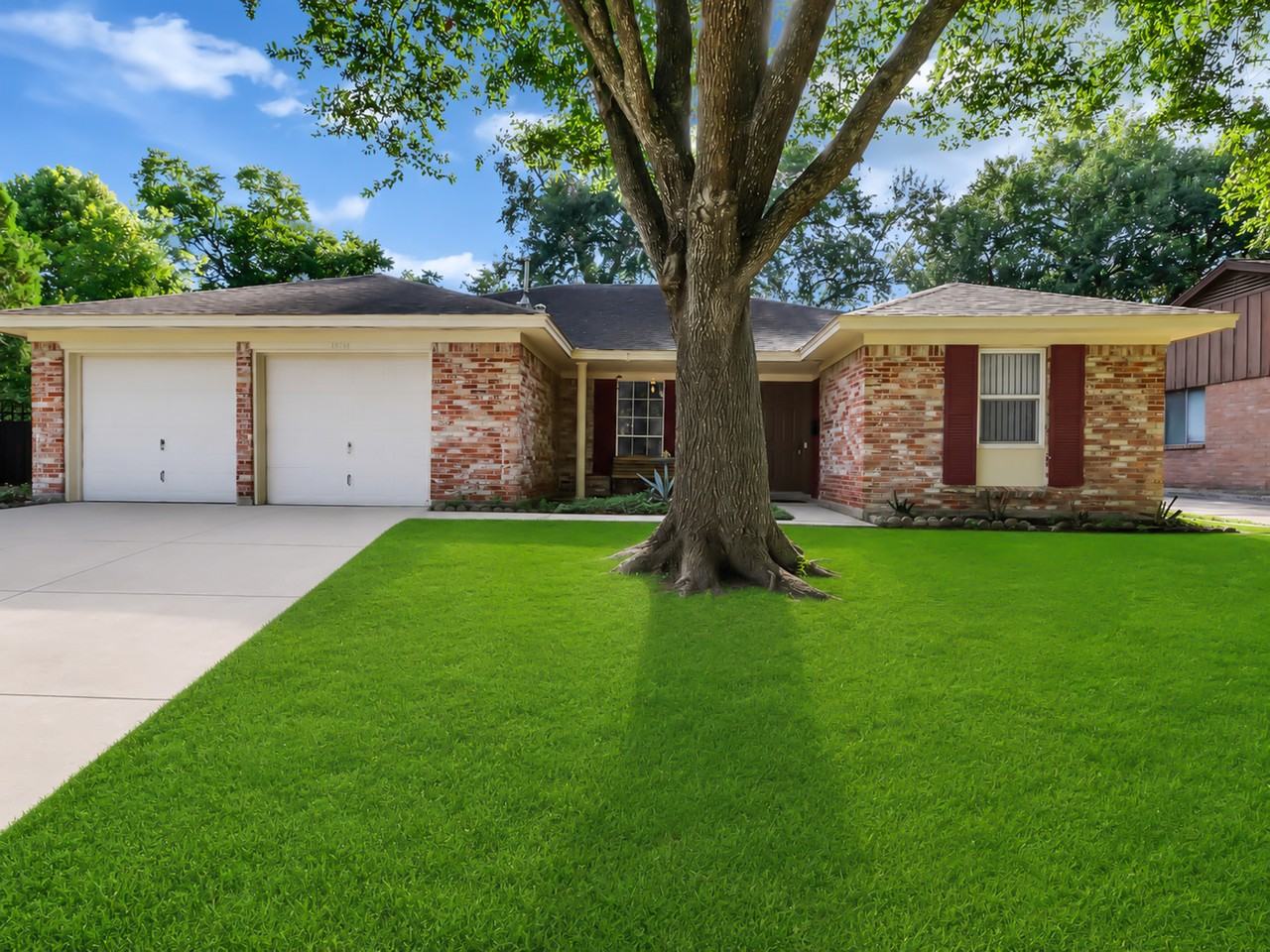 15443 W Willowwind Cir #1 - Photo 2 of 50