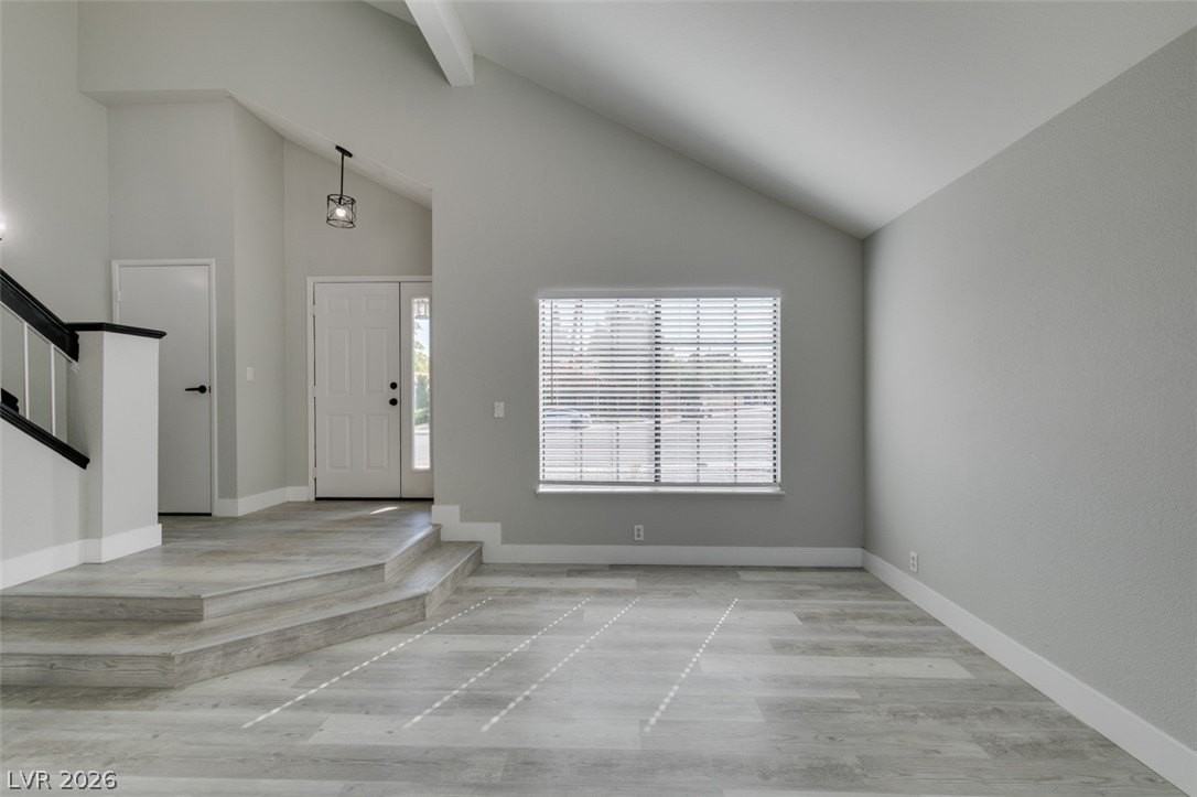 91 Trevor Dr - Photo 4 of 42