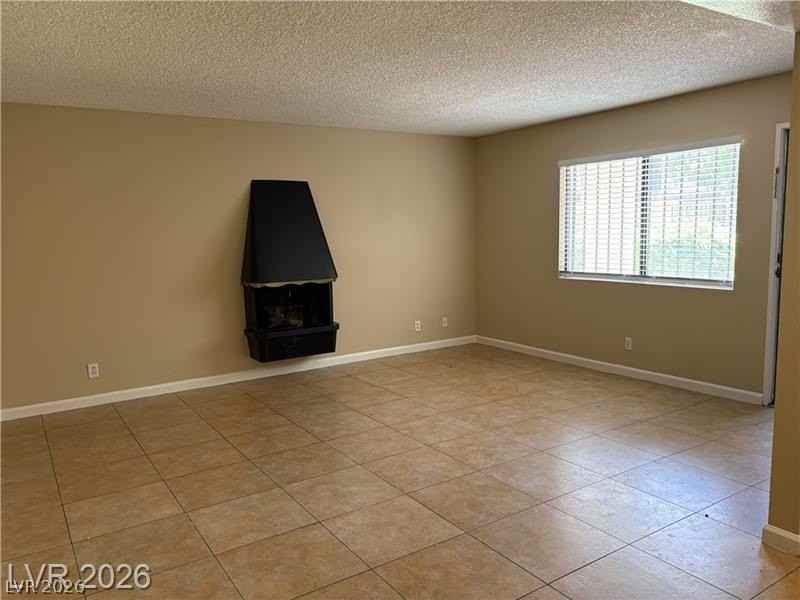 2080 Karen Ave #17 - Photo 4 of 26