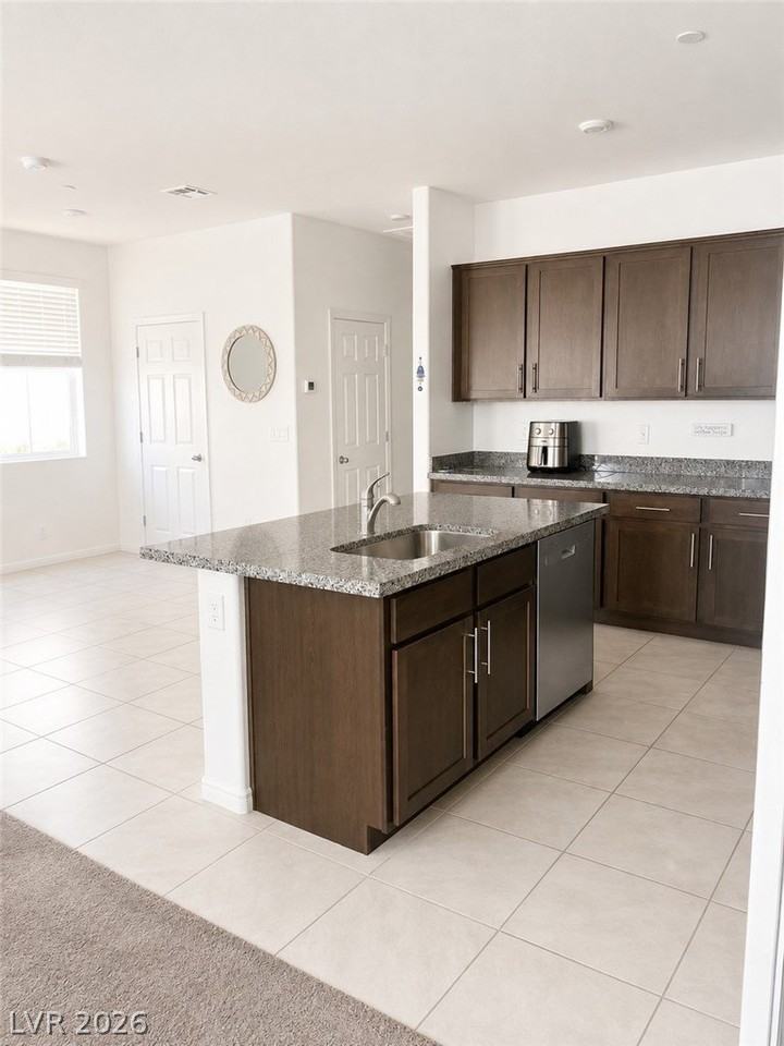 667 Tiarella Ln - Photo 3 of 20