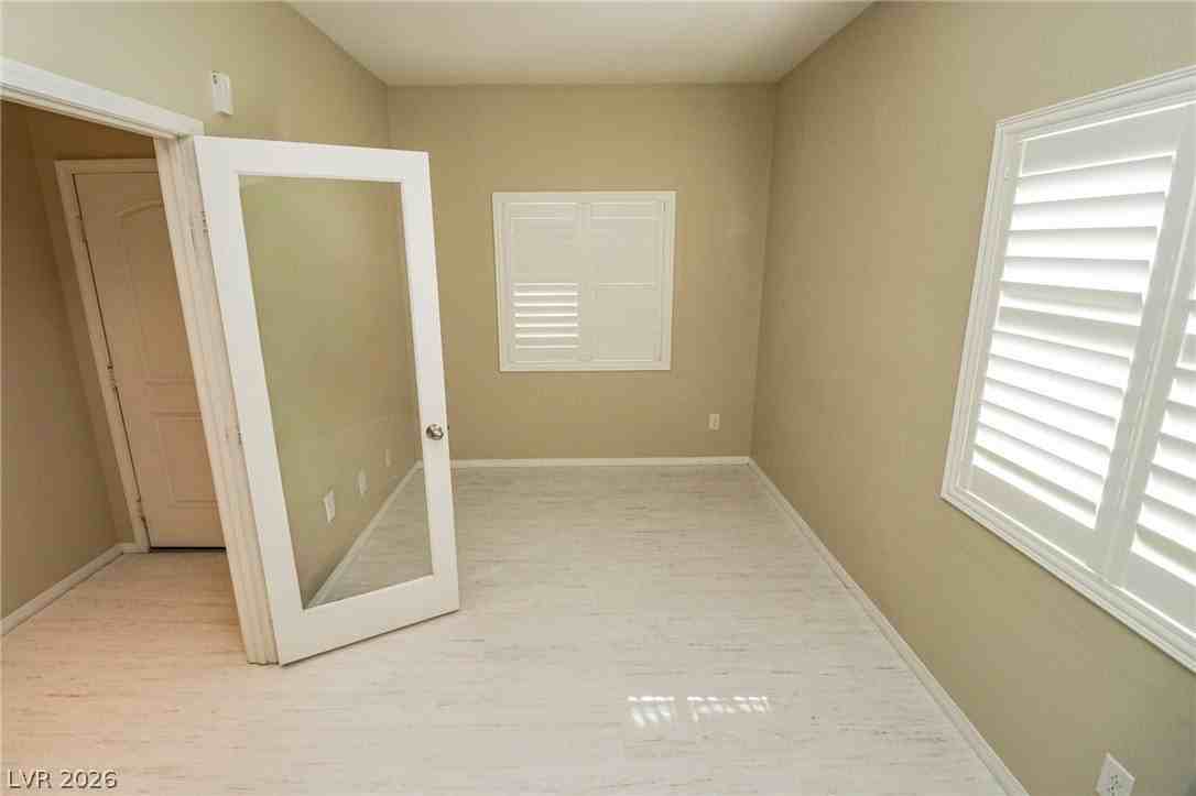 10624 Derby Peak Ln - Photo 7 of 26