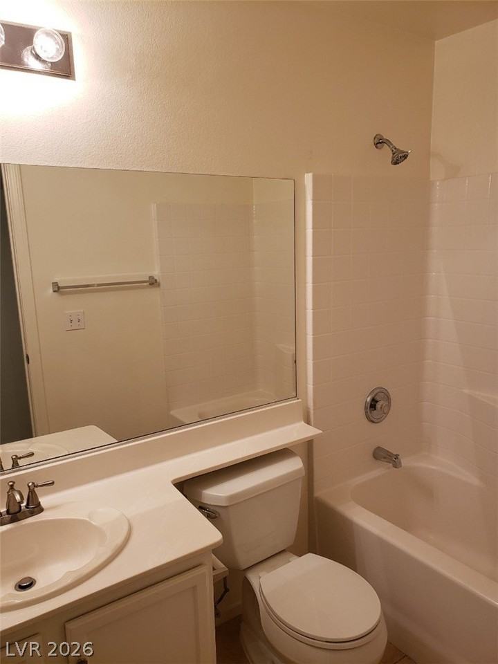 519 Siberia St - Photo 6 of 11