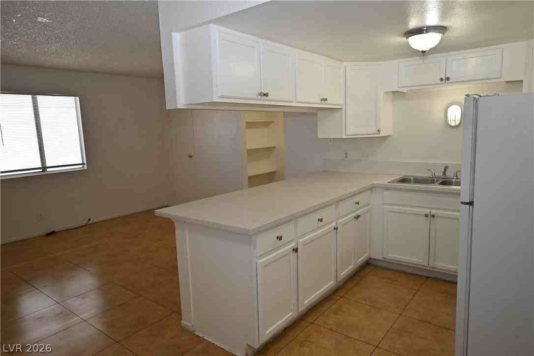 302 Eastminister Ct #A - Photo 6 of 26