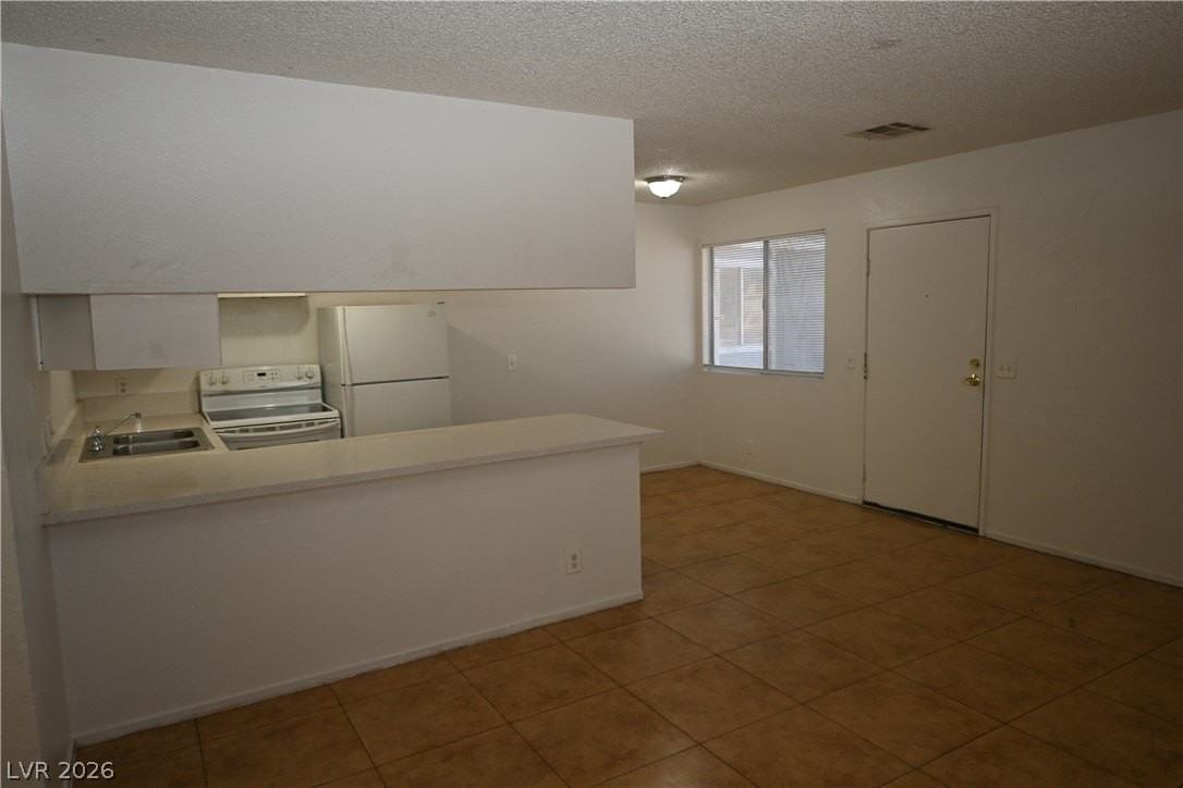 302 Eastminister Ct #A - Photo 7 of 26