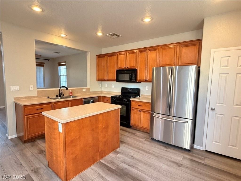 7237 Mineral Park Ave - Photo 7 of 26