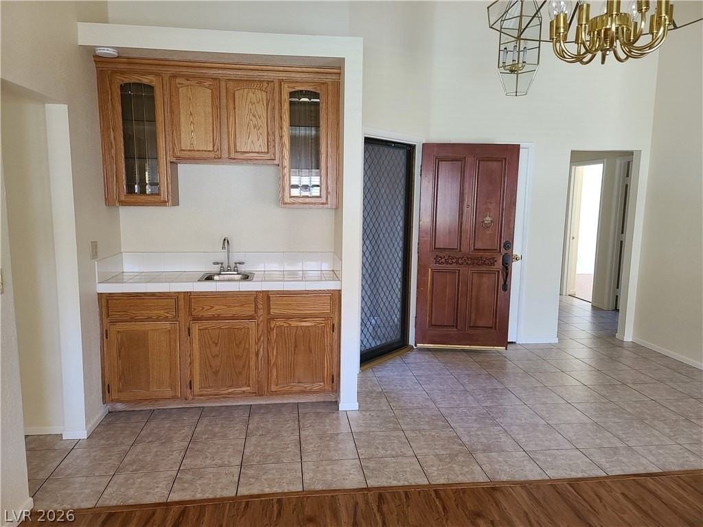 1817 Quarley Pl - Photo 6 of 37