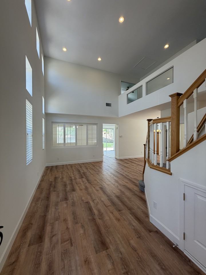 27814 Bloomfield Ct #NA - Photo 3 of 18