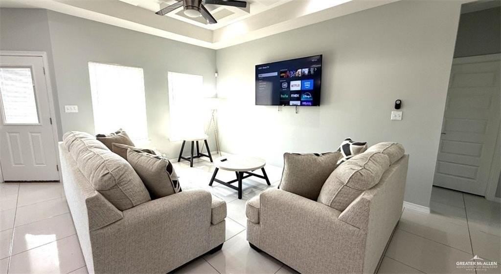 807 Lark Cir - Photo 2 of 8