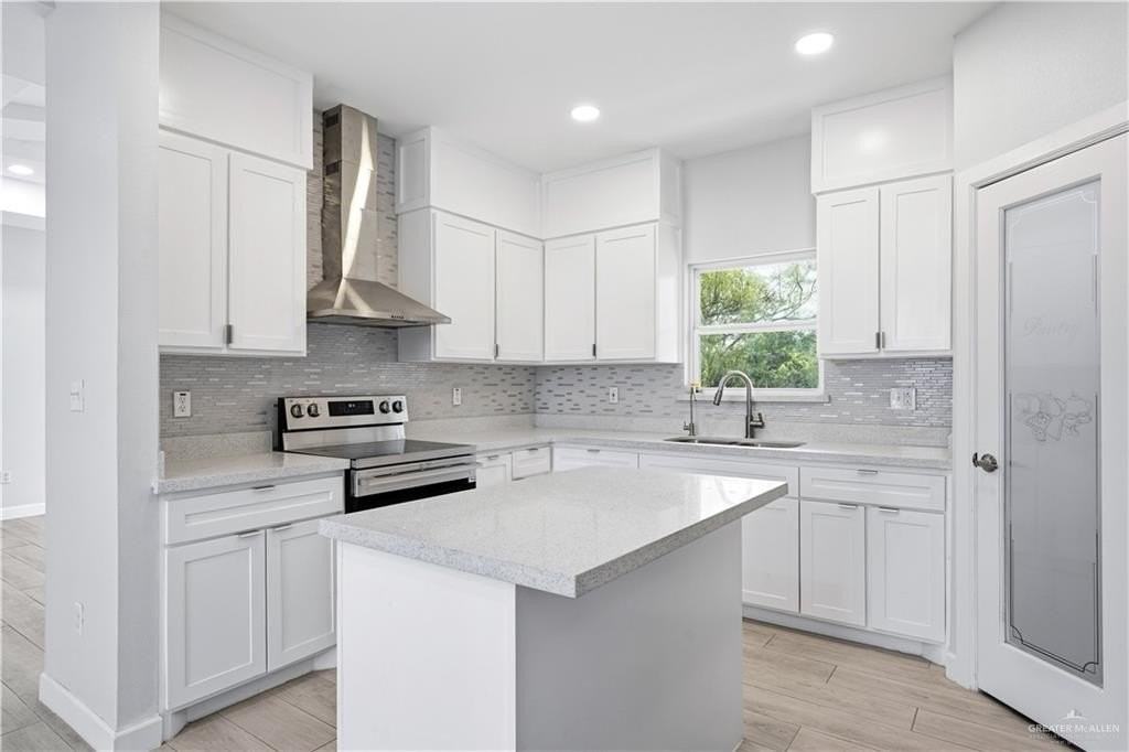 1212 Esperanza St - Photo 4 of 17