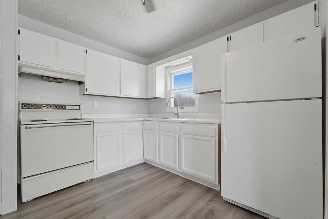 150 Sycamore Ct #154 - Photo 3 of 13