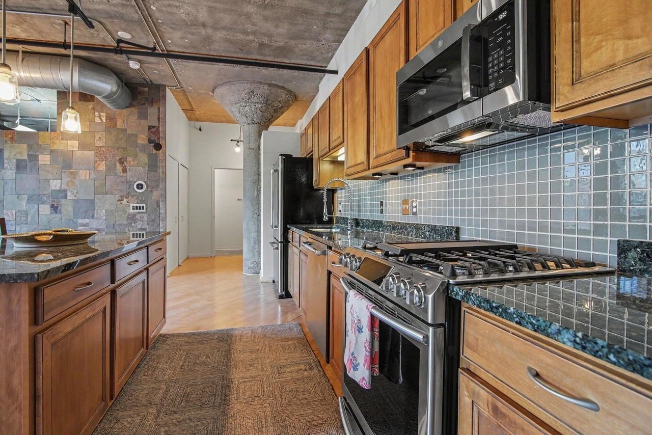 315 2nd St #216 - Photo 7 of 26