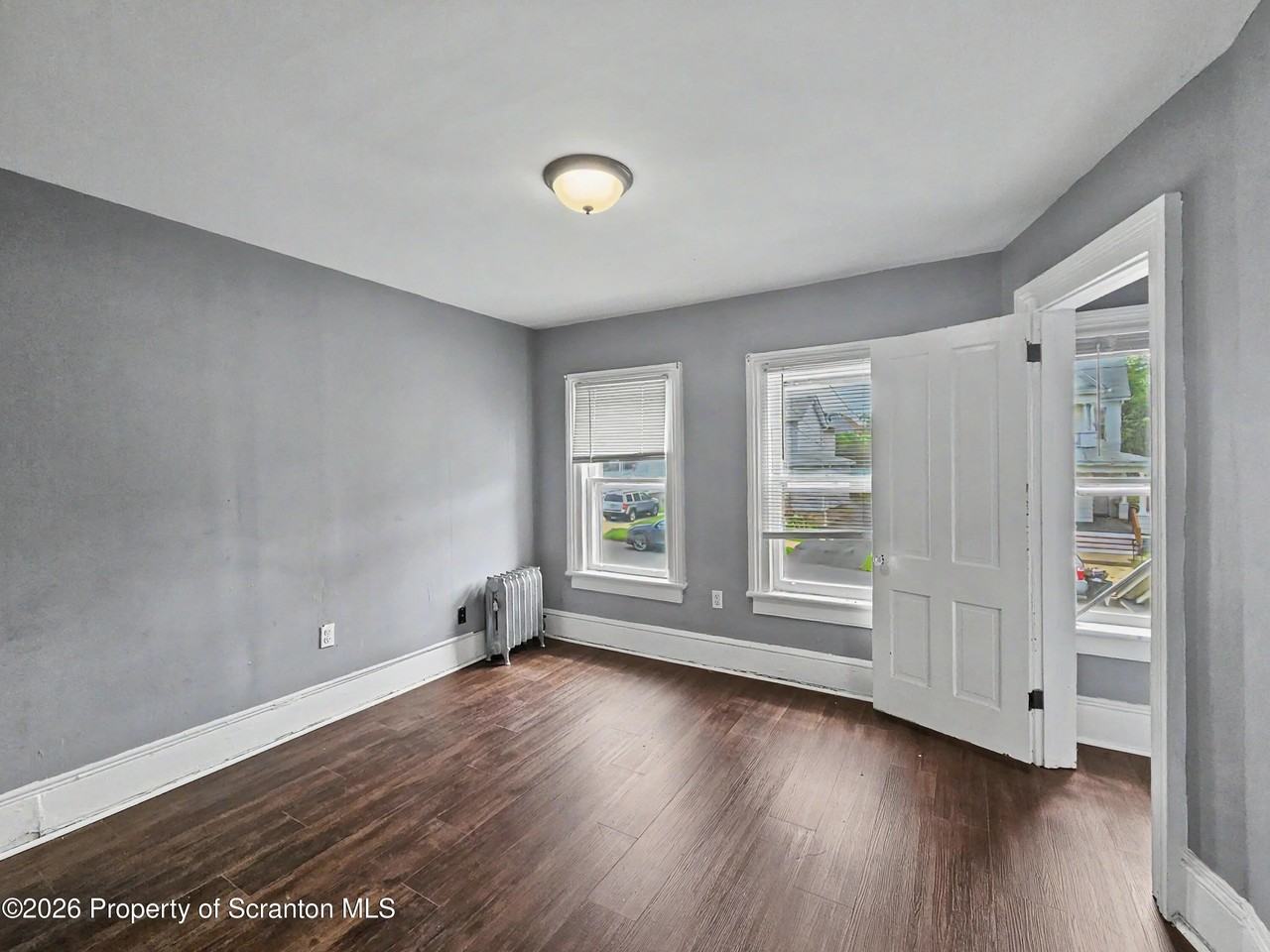1019 N Irving Ave #1 - Photo 6 of 9