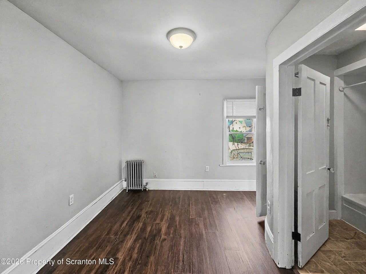 1019 N Irving Ave #1 - Photo 7 of 9