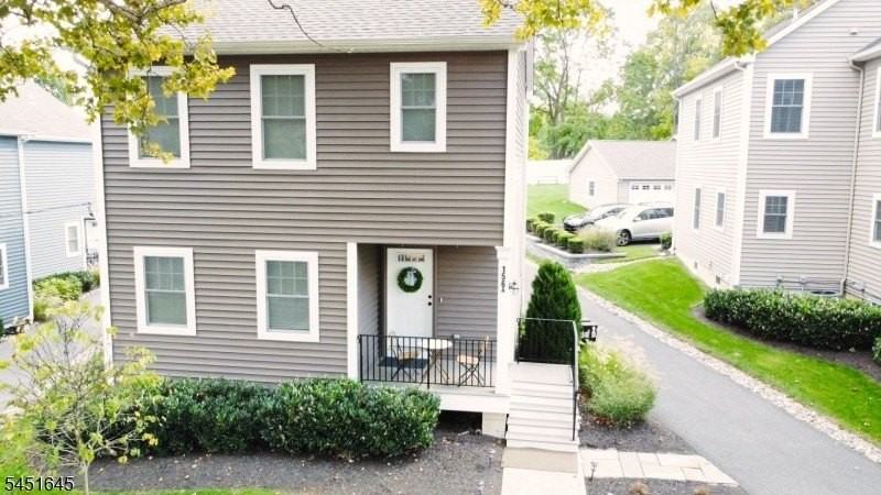 156 Broad St #A - Photo 6 of 50