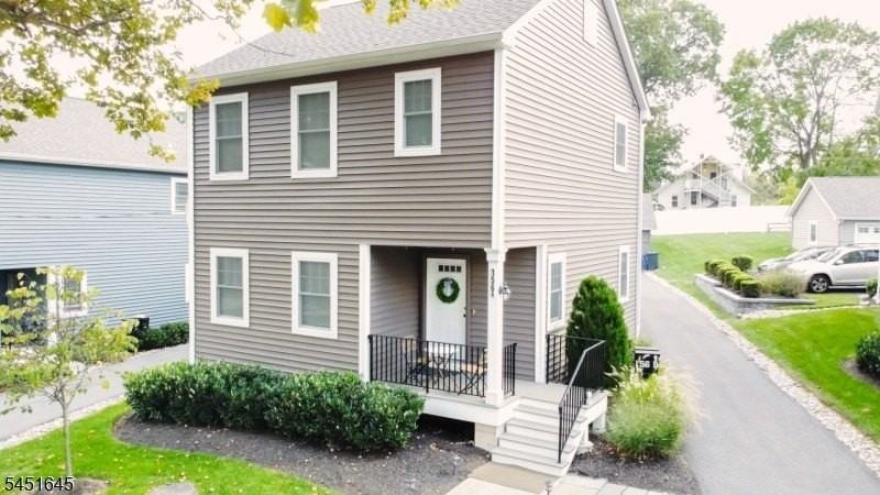 156 Broad St #A - Photo 7 of 50