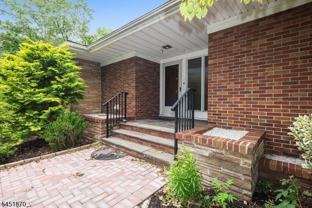 681 Easton Ave - Photo 1 of 1