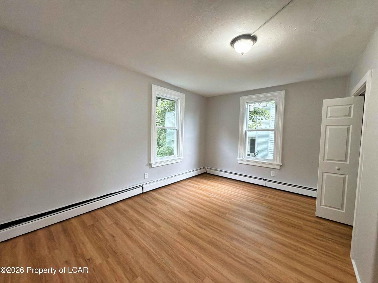 310 Oak St #1 - Photo 7 of 10