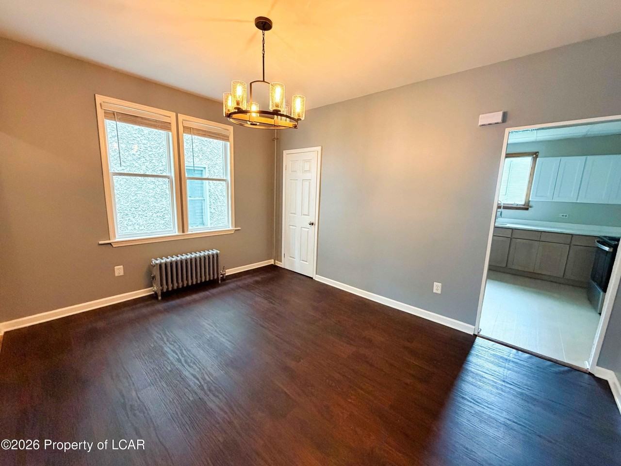 645 Prescott Ave - Photo 4 of 16