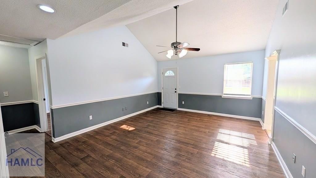 1801 Dunlevie Rd - Photo 2 of 12