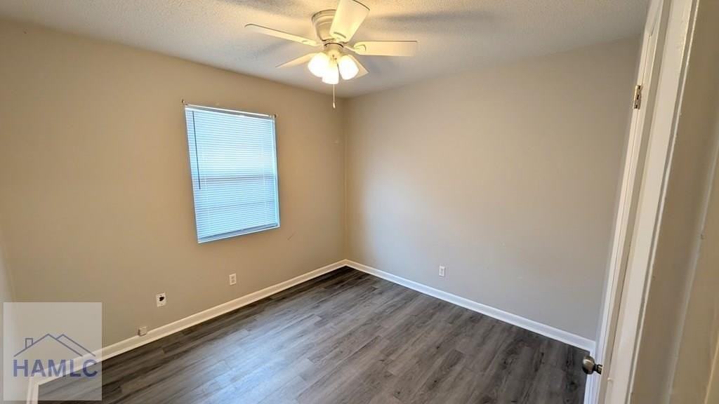 631 Fleming Rd - Photo 5 of 8