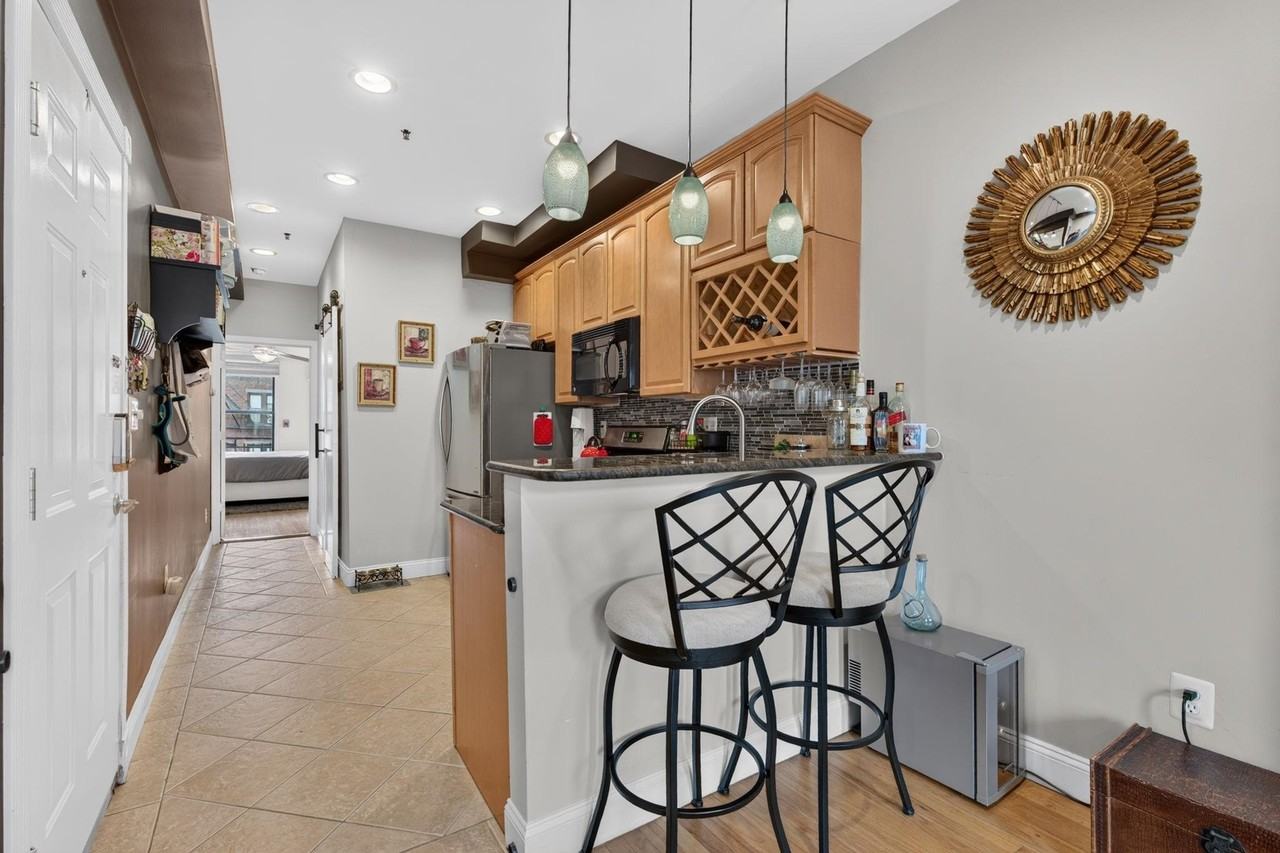 322 Madison St #5 - Photo 5 of 16