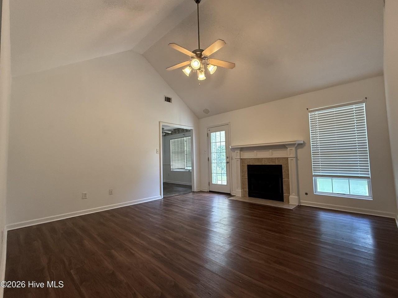 4907 Creek Bottom Ct - Photo 2 of 15