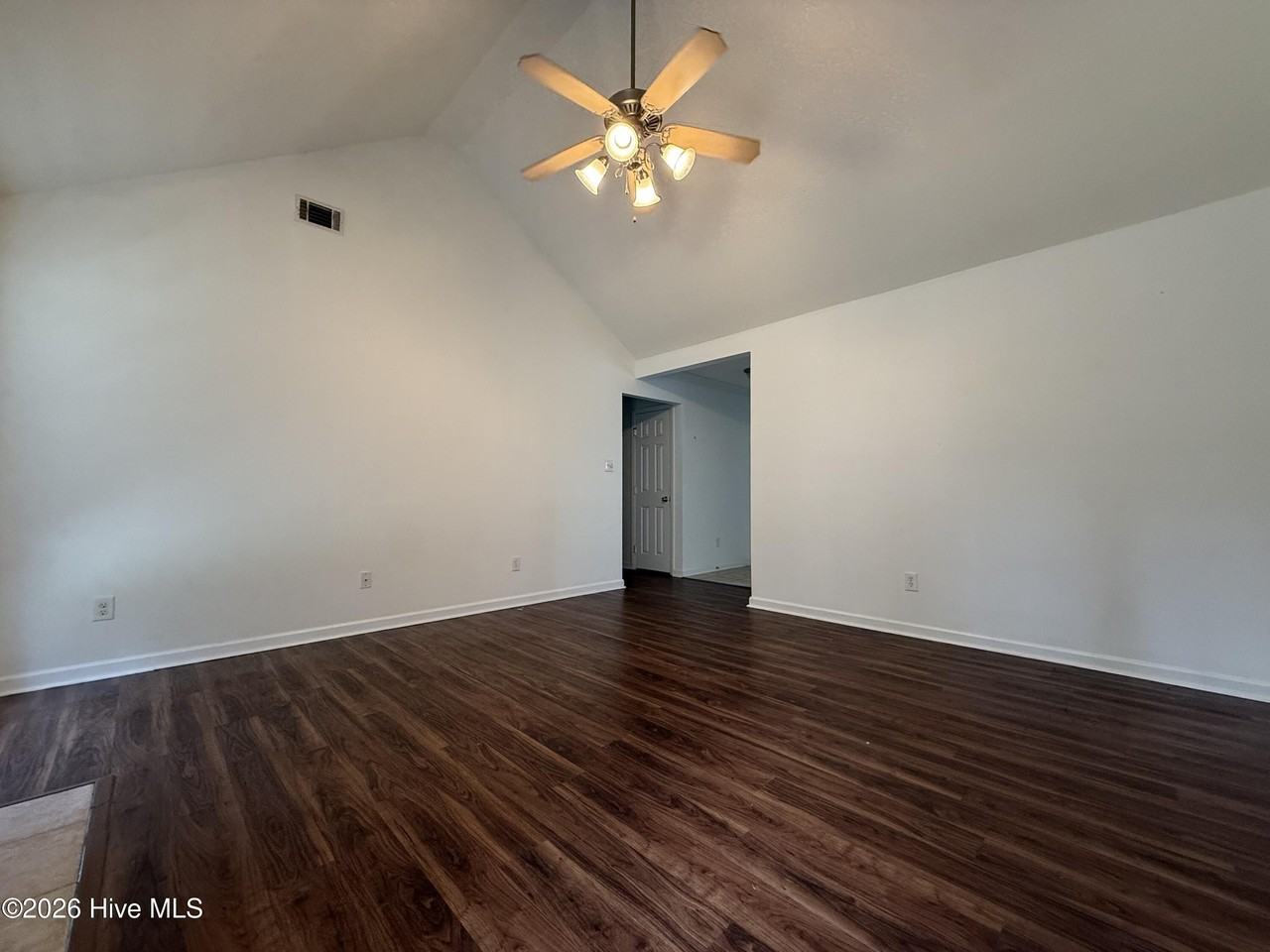 4907 Creek Bottom Ct - Photo 3 of 15