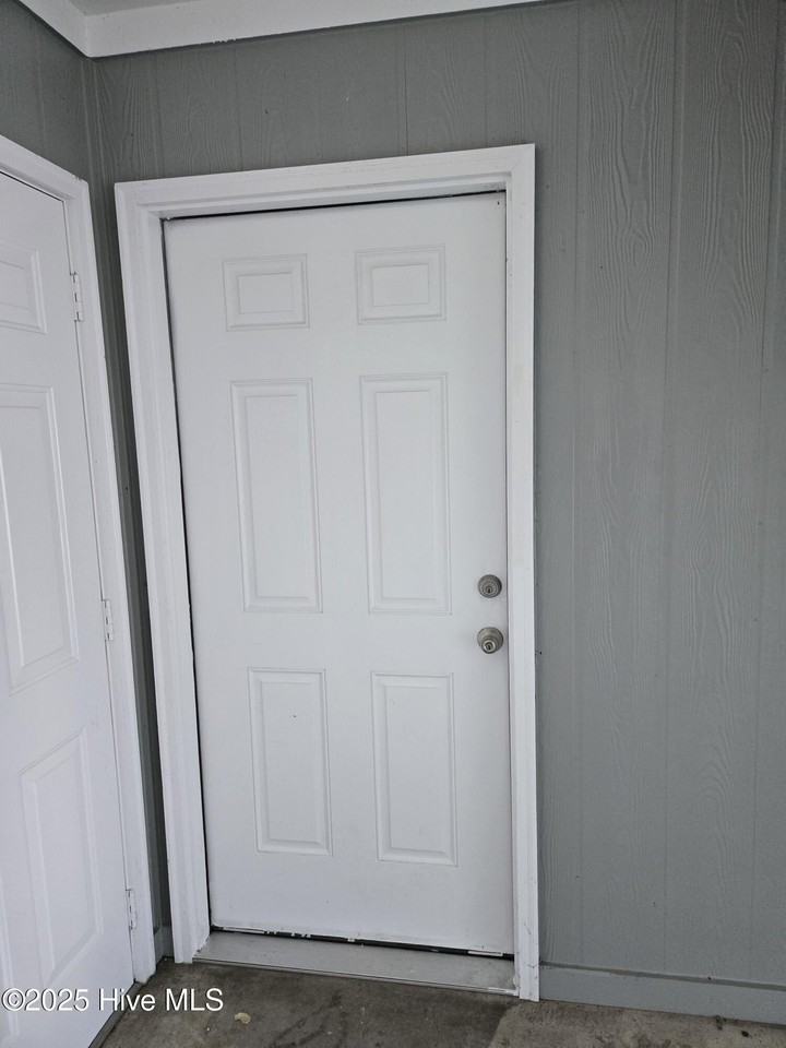 1300 Hammock Ln #1 - Photo 2 of 14