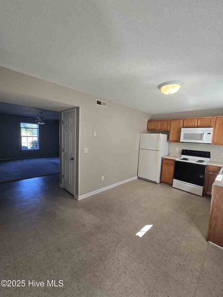 1300 Hammock Ln #1 - Photo 7 of 14