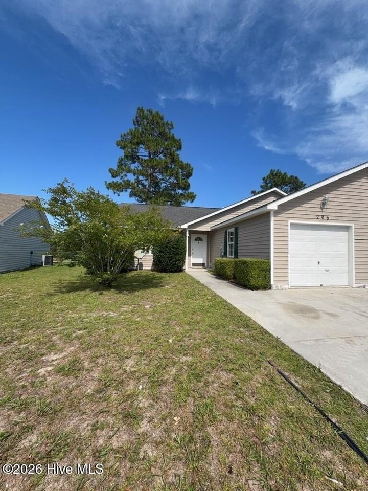 206 Faison Ln - Photo 2 of 15
