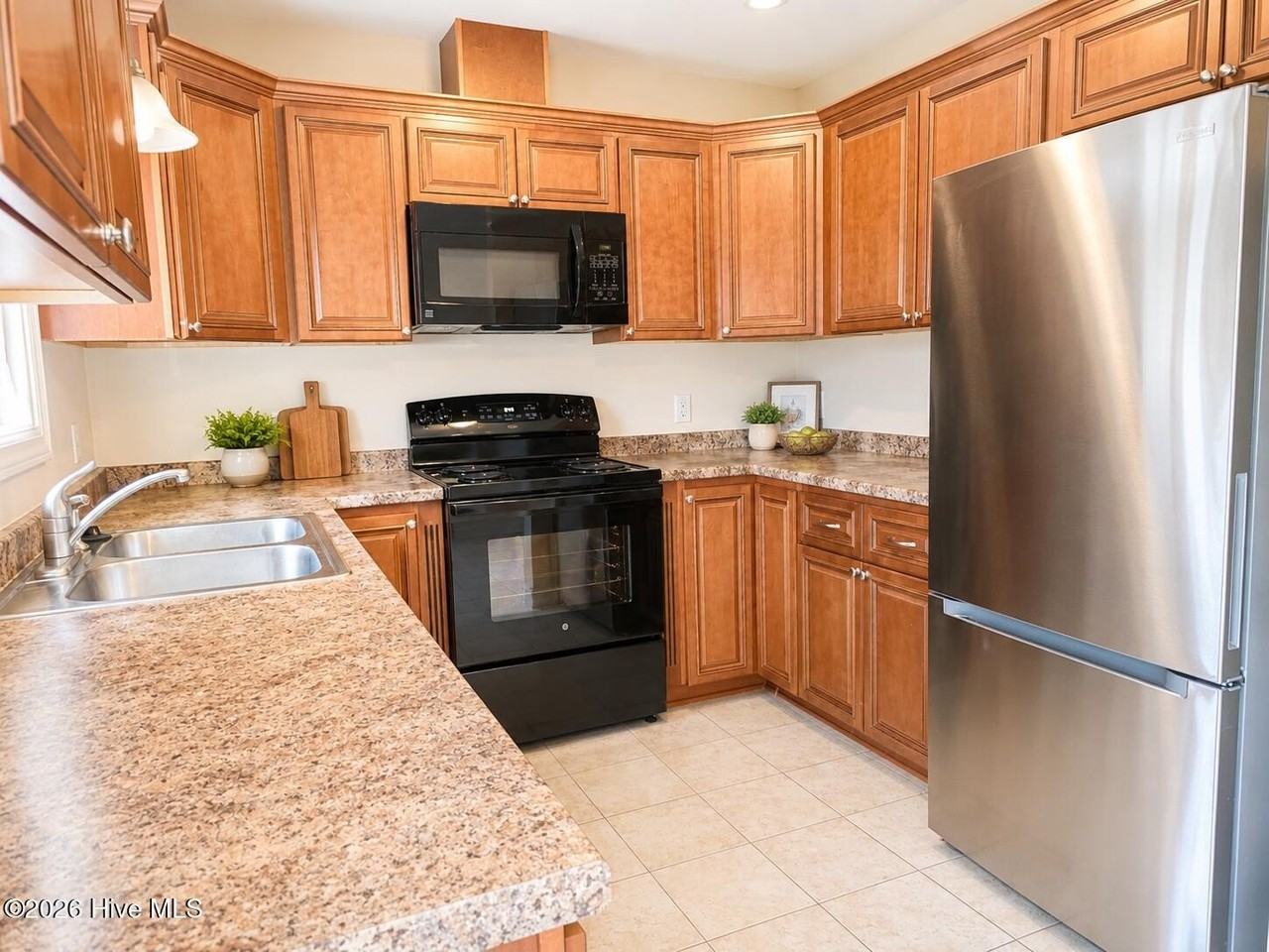 112 Wilda Dr - Photo 6 of 13
