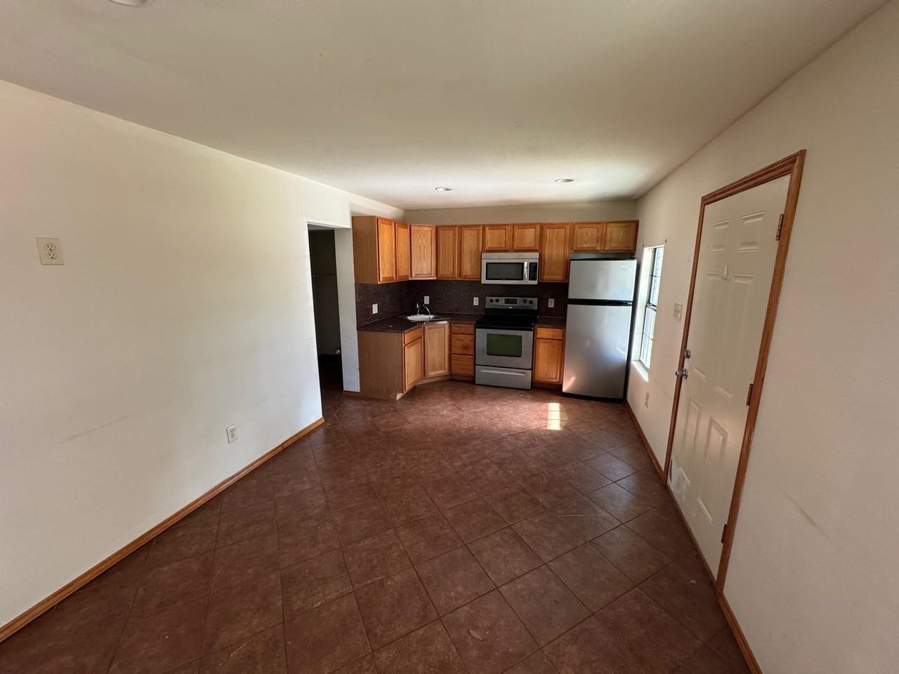 280 Joy Ln - Photo 2 of 7