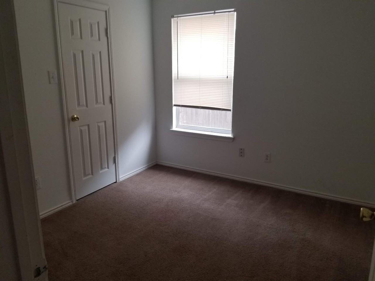 1913 S Loop 289 - Photo 5 of 10