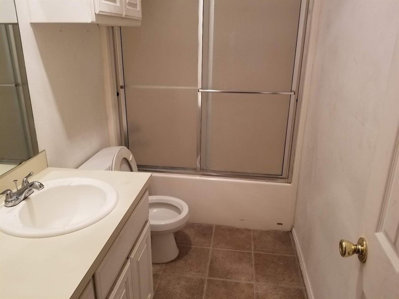 1913 S Loop 289 - Photo 7 of 10
