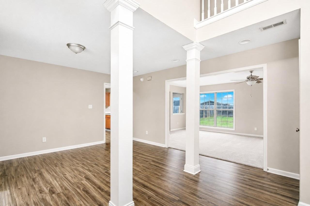 565 Wellington Gardens Dr - Photo 4 of 24