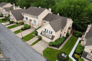 featured image of 16 Buckingham Pl