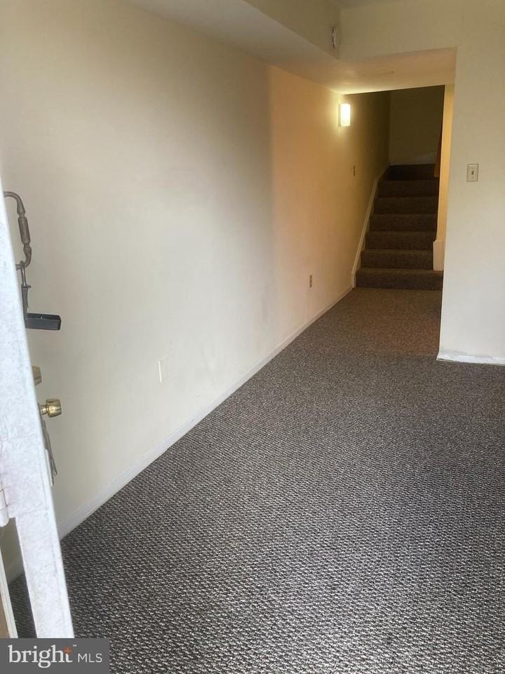 2601 Wagon Dr - Photo 3 of 20