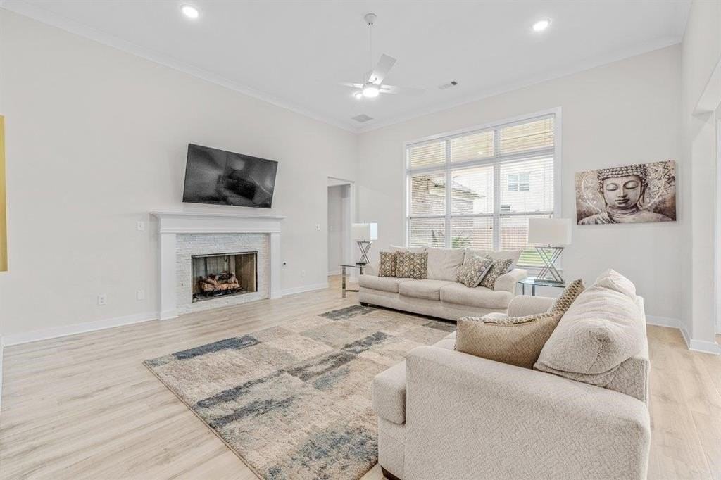 609 Yvonne Bend Dr - Photo 4 of 21