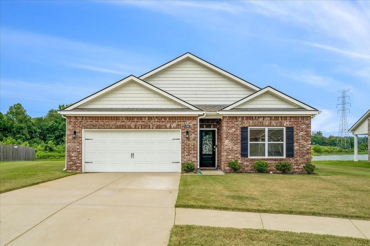 4786 Barrett Oaks Dr - Photo 2 of 30