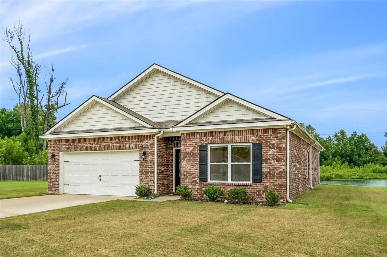 4786 Barrett Oaks Dr - Photo 4 of 30