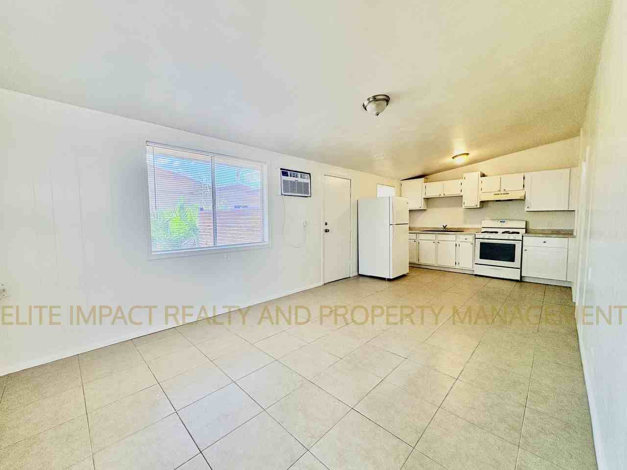 2460 N Treat Ave #1 - Photo 4 of 12