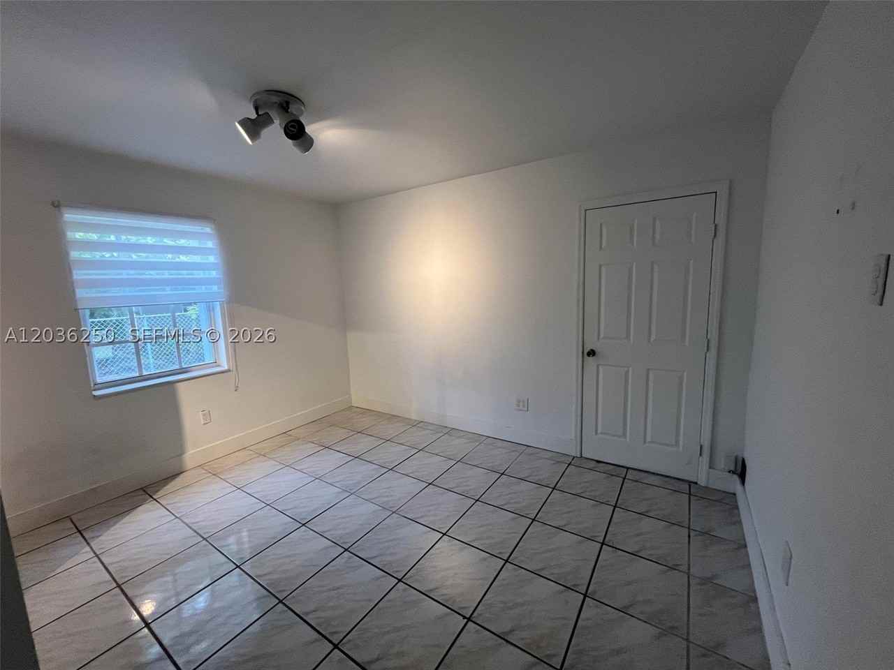 3244 Sw 3rd St #L - Photo 5 of 15