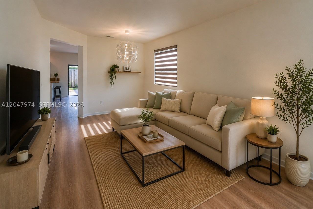 3384 Se 1st St #3384 - Photo 5 of 32
