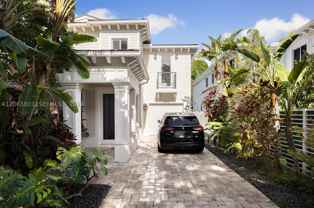2938 Catalina St - Photo 1 of 1