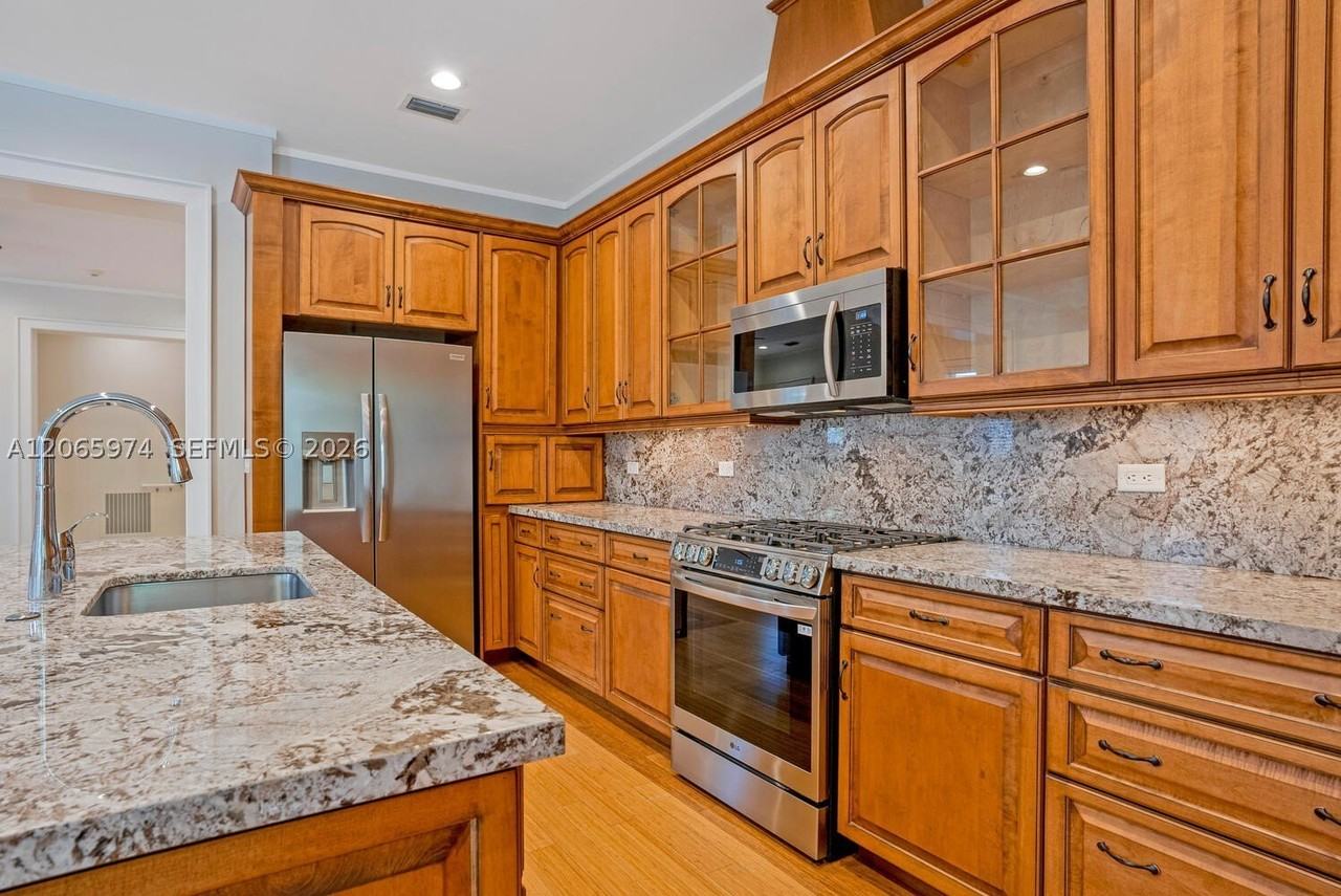3072 Carter St - Photo 7 of 25